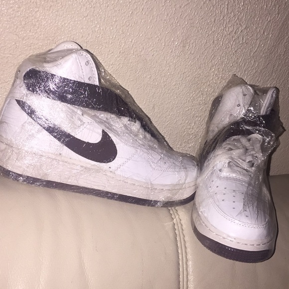 High top Nike ❤️ - Picture 3 of 4